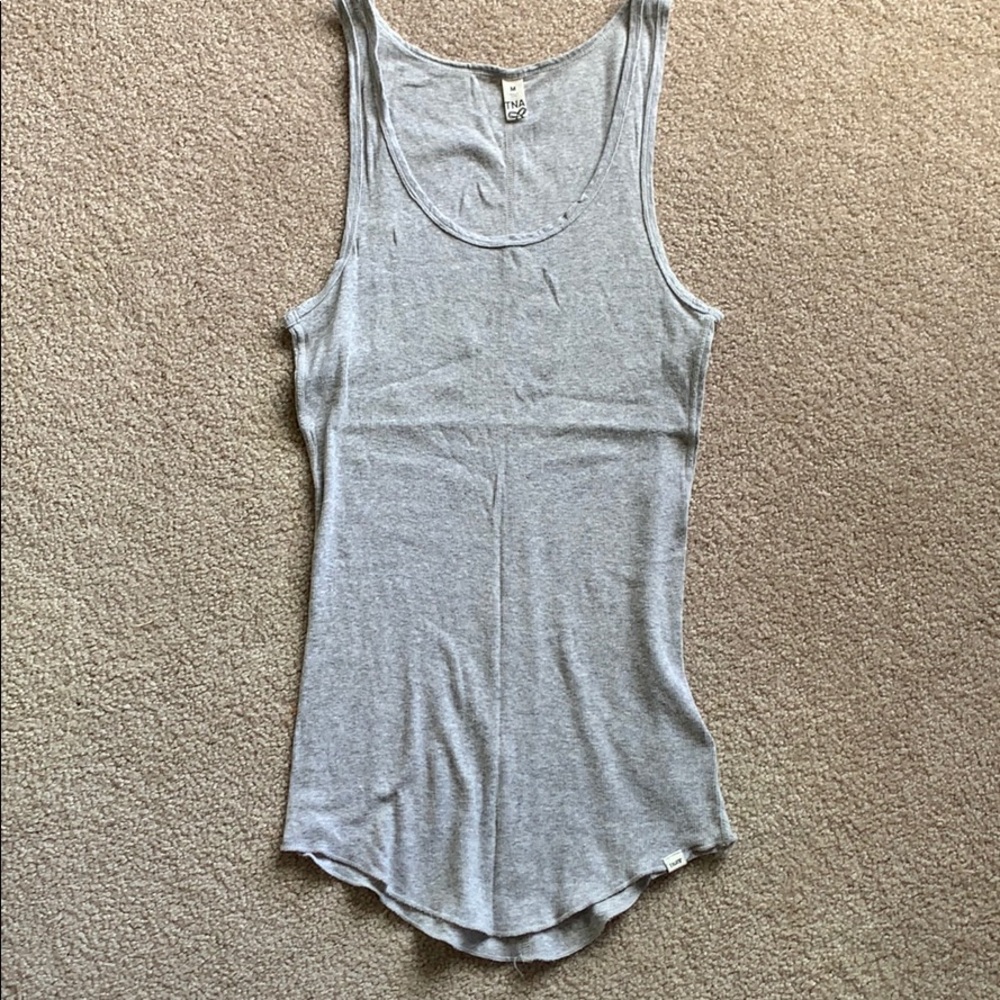 Aritzia TNA tank